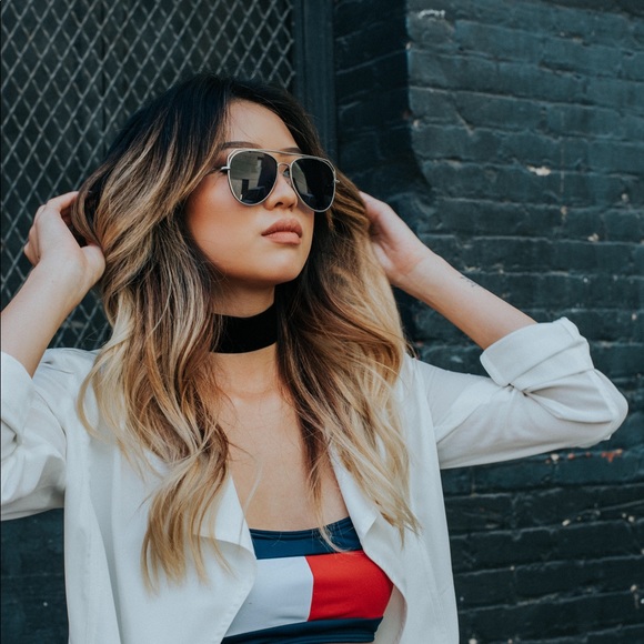 Black Aviator Sunglasses with Silver Metal Frames - Picture 3 of 7